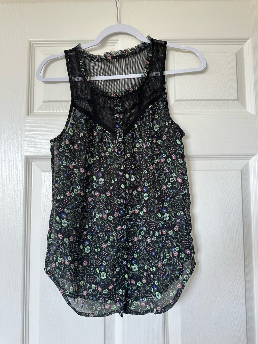 Princess Vera Wang Top Floral Coquette Mesh Fringe Sleeveless